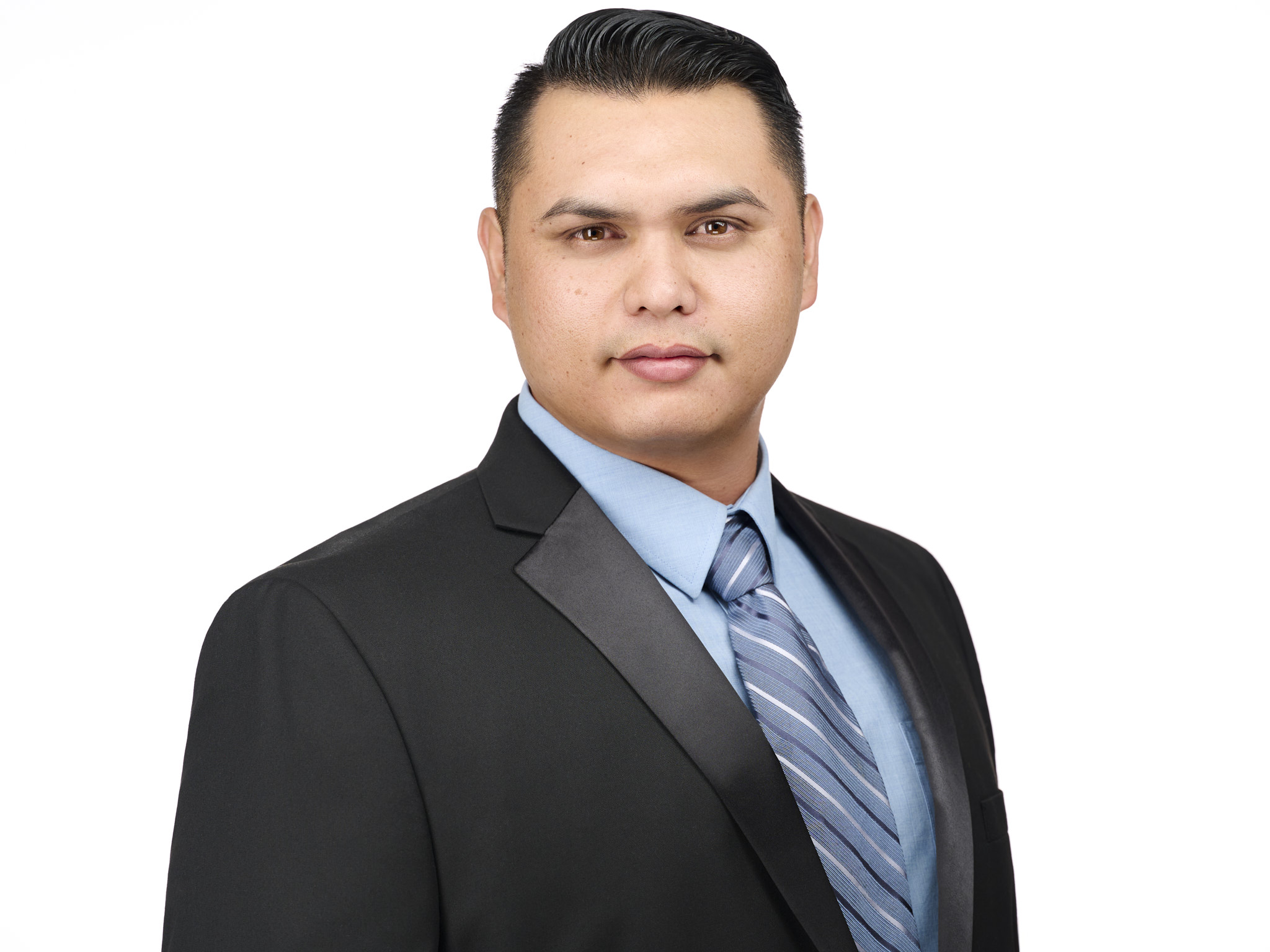 Eli Ku, Founder of AKK Platinum Installations