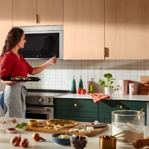 KitchenAid 30-inch Multifunction Over-the-Range Microwave Oven with Air Fry, 1.1 cu. ft. view 8