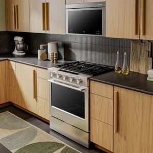 KitchenAid® 30-inch Slide-In Gas Range with Dual-Stacked Burner and Steam Bake view 5