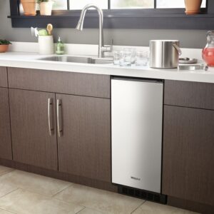 Whirlpool® 15 Inch Built In Icemaker with Clear Ice Technology view 4