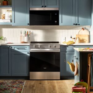 Whirlpool® 30 Inch Electric Smart Range with Air Cooking Technology, 5.3 Cu. Ft. view 8