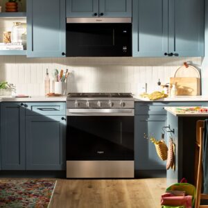 Whirlpool 30 Inch Freestanding Gas Smart Range with No Preheat Air Fry and WiFi Connectivity view 4