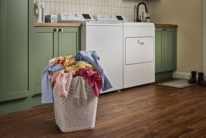 Whirlpool 4.2 Cu. Ft. Top Load Washer with 2 in 1 Removable Agitator and Soft Close Glass Lid view 4
